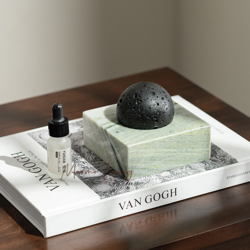 Black Lava Rock Stone Diffuser - đánh giá và giá Luxury Skincare Oil